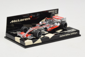 McLaren MP4-22 Mercedes #1 F. Alonso Vodafone McLaren Showcar F1 2007 Minichamps 1:43 530074371 Kovina – slika 2 od 5