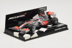 Vodafone McLaren Mercedes MP4-25 J. Button F1 Showcar 2010 Minichamps 1:43 530104371 Kovina – slika 2 od 5