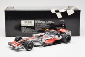 McLaren MP4-23 Mercedes #23 H. Kovalainen 2008 Minichamps 1:18 530081823 Kovina – slika 6 od 6