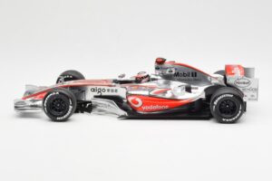 McLaren MP4-22 Mercedes #1 F. Alonso Presentation Valencia 2007 Minichamps 1:18 538071871 Kovina – slika 3 od 6
