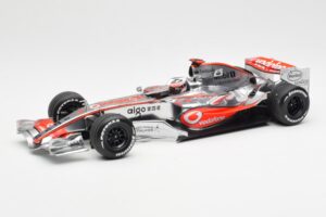 McLaren MP4-22 Mercedes #1 F. Alonso Presentation Valencia 2007 Minichamps 1:18 538071871 Kovina