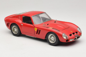 Ferrari 250 GTO Rdeč Bburago 1:18 B003 Kovina – slika 6 od 8