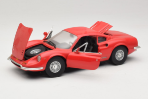 Ferrari Dino 246 GT Rdeč Anson 1:18 303597 Kovina – slika 2 od 8