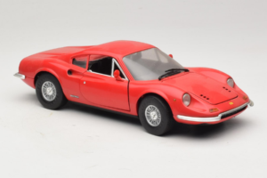 Ferrari Dino 246 GT Rdeč Anson 1:18 303597 Kovina – slika 6 od 8