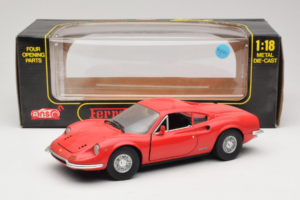 Ferrari Dino 246 GT Rdeč Anson 1:18 303597 Kovina – slika 8 od 8