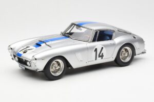 Ferrari 250 GT SWB #14 P. Noblet / J. Guichet Team Noblet 3rd Place 24 Hours of Le Mans 1961 CMC 1:18 M-079 Kovina