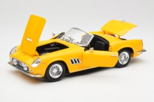 Ferrari 250 GT California Spider Rumen Hot Wheels 1:18 23905 Kovina – slika 2 od 8
