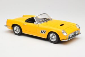 Ferrari 250 GT California Spider Rumen Hot Wheels 1:18 23905 Kovina – slika 6 od 8
