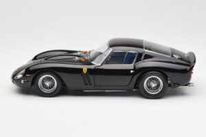 Ferrari 250 GTO Črn Kyosho 1:18 08431BK Kovina – slika 4 od 8