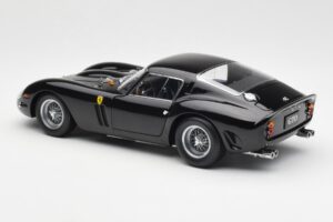 Ferrari 250 GTO Črn Kyosho 1:18 08431BK Kovina – slika 7 od 8