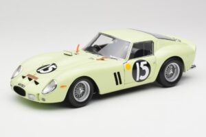 Ferrari 250 GTO #15 S. Moss / I. Ireland Goodwood Tourist Trophy Winner 1962 Kyosho 1:18 08438C Kovina