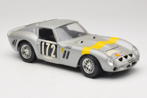 Ferrari 250 GTO #172 L. Bianchi / G. Berger Tour de France 1962 Srebrn Omejena Izdaja Bburago 1:18 3011-S1 Kovina – slika 6 od 8