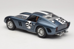 Ferrari 250 GTO #24 Moder Bela Proga 1962 Bburago 1:18 3011-B2 Kovina – slika 7 od 8