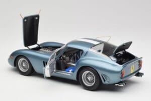 Ferrari 250 GTO #24 P. Rodriguez 12 Hours of Sebring GT3.0 Winner 1962 Kyosho 1:18 08438D Kovina – slika 5 od 8