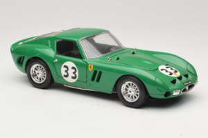 Ferrari 250 GTO #33 Zelen Bburago 1:18 3011-G1 Kovina – slika 6 od 8