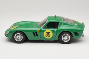 Ferrari 250 GTO #35 Zelen 1962 Bburago 1:18 3011-G2 Kovina – slika 4 od 8