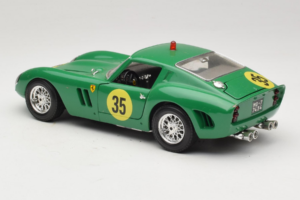 Ferrari 250 GTO #35 Zelen 1962 Bburago 1:18 3011-G2 Kovina – slika 7 od 8