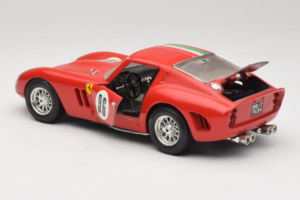 Ferrari 250 GTO #96 Rdeč Italijanska Zastava 1962 Bburago 1:18 3011-P2 Kovina – slika 5 od 8