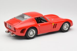 Ferrari 250 GTO Rdeč Bburago 1:18 3011 Kovina – slika 3 od 8