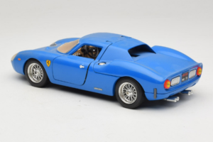 Ferrari 250 LM Moder Bburago 1:18 3033-B1 Kovina – slika 7 od 8