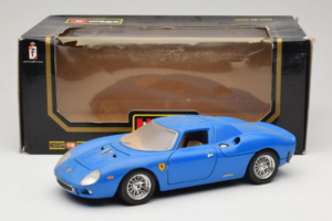 Ferrari 250 LM Moder Bburago 1:18 3033-B1 Kovina – slika 8 od 8