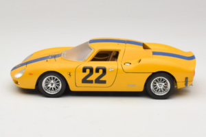 Ferrari 250 LM #22 Rumen 1965 Bburago 1:18 3333-Y1 Kovina – slika 4 od 8