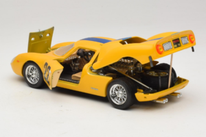Ferrari 250 LM #22 Rumen 1965 Bburago 1:18 3333-Y1 Kovina – slika 5 od 8