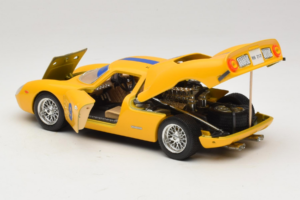 Ferrari 250 LM #9 Rumen 1965 Bburago 1:18 3033-Y1 Kovina – slika 5 od 8