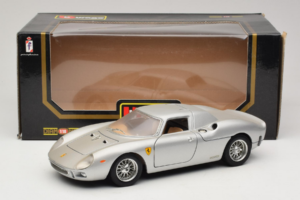 Ferrari 250 LM Srebrn Bburago 1:18 3033-S1 Kovina – slika 8 od 8