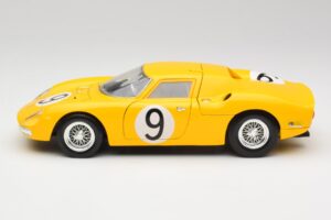Ferrari 250 LM #21 M. Gregory / J. Rindt NART 24 Hours of Le Mans Winner 1965 Hot Wheels 1:18 25729 Kovina – slika 4 od 8