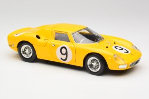 Ferrari 250 LM #21 M. Gregory / J. Rindt NART 24 Hours of Le Mans Winner 1965 Hot Wheels 1:18 25729 Kovina – slika 6 od 8