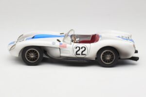 Ferrari 250 Testa Rossa #22 P. Hill / O. Gendebien 24 Hours of Le Mans 1958 Hot Wheels 1:18 29755 Kovina – slika 4 od 8