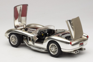 Ferrari 250 Testa Rossa Chrome Srebrna Bburago 1:18 3007-C1 Kovina – slika 5 od 8
