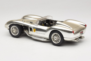 Ferrari 250 Testa Rossa Chrome Srebrna Bburago 1:18 3007-C1 Kovina – slika 7 od 8