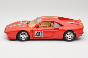 Ferrari 288 GTO #40 Rdeč Italijanska Zastava 1984 Bburago 1:18 3027-P1 Kovina – slika 4 od 8