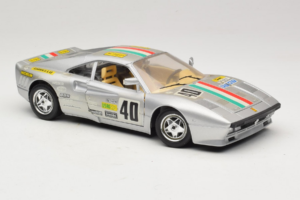 Ferrari 288 GTO #40 Srebrn 1984 Bburago 1:18 3027-S1 Kovina – slika 6 od 8