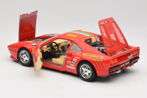 Ferrari 288 GTO Rally #40 Rdeč 1986 Bburago 1:18 3057-P1 Kovina – slika 5 od 8