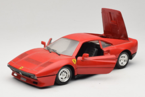 Ferrari 288 GTO Rdeč Tonka 1:18 3233 Kovina – slika 2 od 8