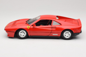 Ferrari 288 GTO Rdeč Tonka 1:18 1680 Kovina – slika 4 od 9