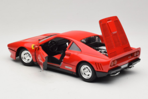 Ferrari 288 GTO Rdeč Tonka 1:18 1680 Kovina – slika 5 od 9