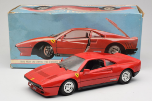 Ferrari 288 GTO Rdeč Tonka 1:18 1680 Kovina – slika 8 od 9