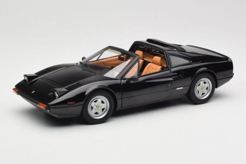 Ferrari 308 GTS Črn Hot Wheels 1:18 P9899 Kovina