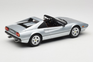 Ferrari 308 GTS Srebrna Norev 1:18 187934 Kovina – slika 2 od 7