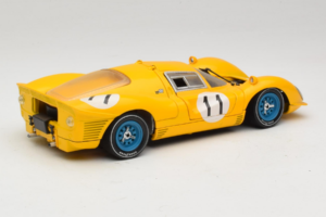 Ferrari 330 P4 #11 Rumen Spa-Francorchamps 1967 Eagles Race 1:18 38007-Y1 Kovina – slika 3 od 8