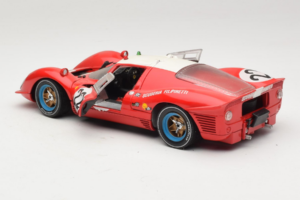 Ferrari 330 P4 #22 Scuderia Filipinetti Poor Condition 1967 Revell 1:18 48825-P1 Kovina – slika 5 od 8