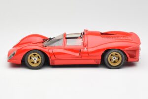 Ferrari 330 P4 Rdeč 1967 Revell 1:18 48822 Kovina – slika 4 od 8