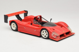 Ferrari 333 SP Rdeč Z Belimi Kolesi Hot Wheels 1:18 29230 Kovina – slika 6 od 8