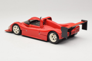 Ferrari 333 SP Rdeč Z Belimi Kolesi Hot Wheels 1:18 29230 Kovina – slika 7 od 8