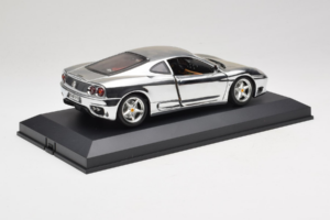 Ferrari 360 Modena Chrome Silver Omejena Izdaja Exclusive Cars 1:18 EC004 Kovina – slika 4 od 9