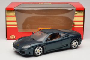 Ferrari 360 Modena Temno Zelena Metalik Bburago 1:18 3358-G2 Kovina – slika 7 od 7